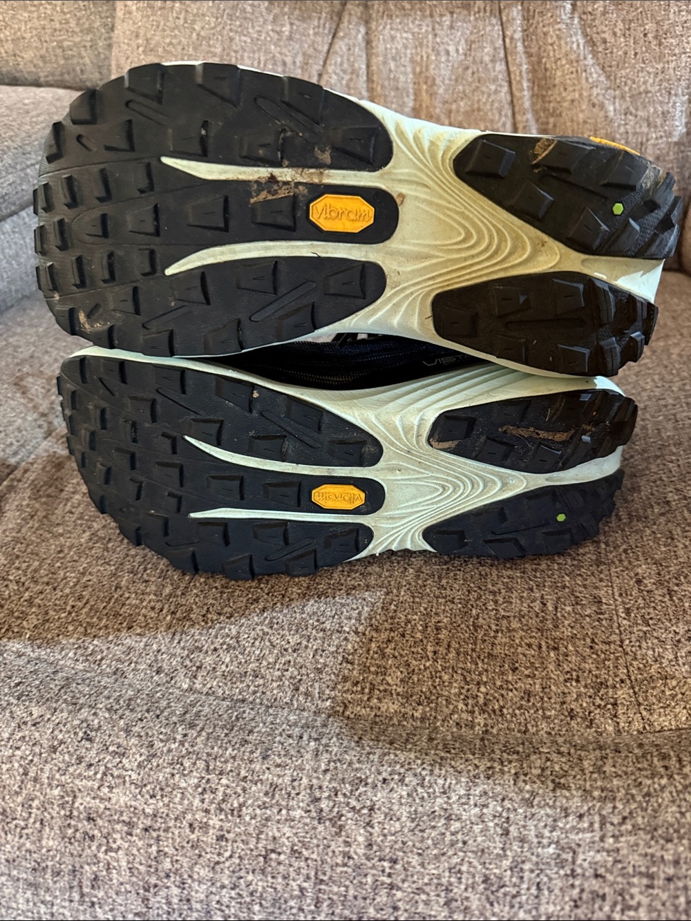 Women’s Topo Vista Black & Mint Running Shoes 10 - Picture 6 of 7
